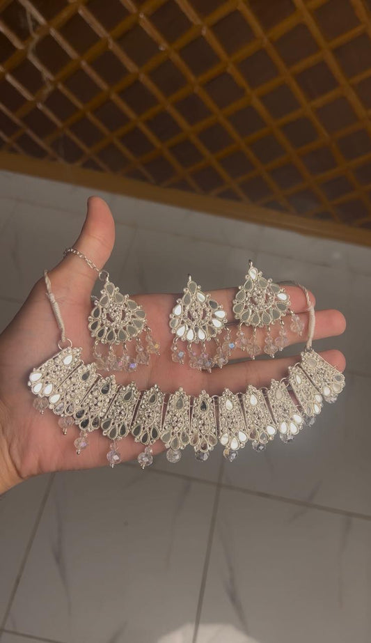 Necklace with EarRings And Bindi